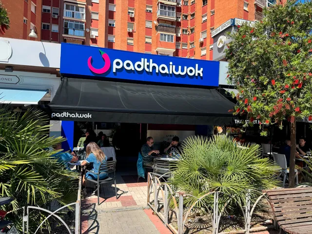 padthaiwok. Santa Paula