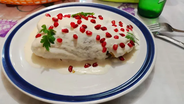 Chiles en Nogada Doña Vita