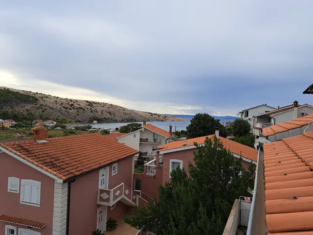 Apartments Lopar 260