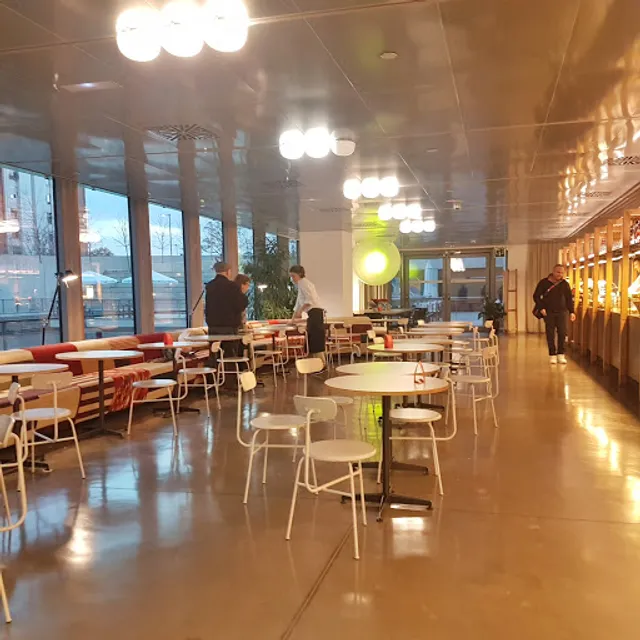 Cafeteria del Disseny Hub Barcelona (Sauleda)