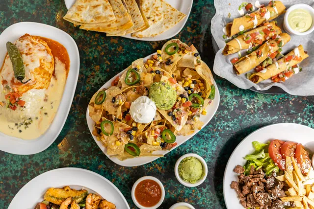 Lago Tacos - Viking Lakes