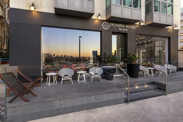 Townhouse Residence by Brown Hotels