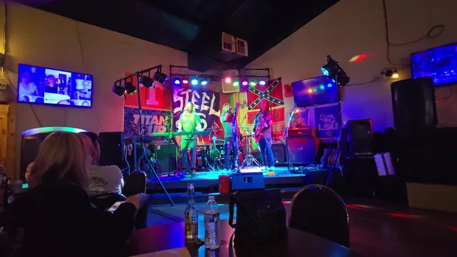 Pickwick Sports Bar & Grill