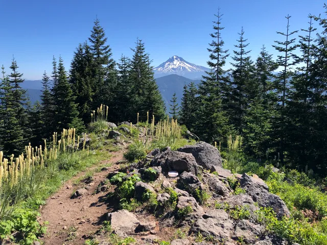 Salmon Butte Trailhead