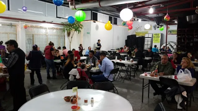 Antojitos y Pozole El Portón Blanco