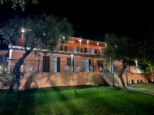 Sissy's Suites San Antonio beach 64002