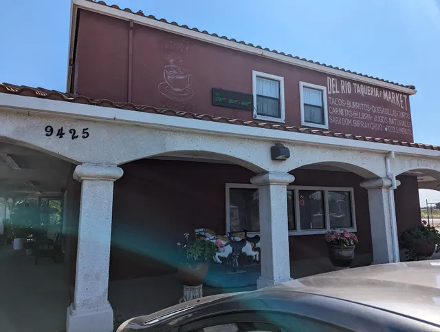 Del Rio Market & Deli