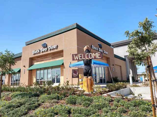 Black Bear Diner Colton