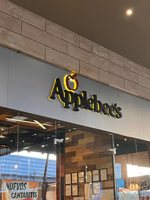 Applebee's Vía Vallejo