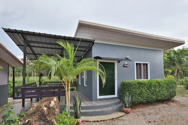 OYO 767 Pang Chompu Resort