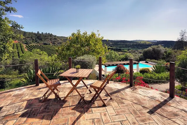 ZITUR - Vale Fuzeiros Nature Guesthouse