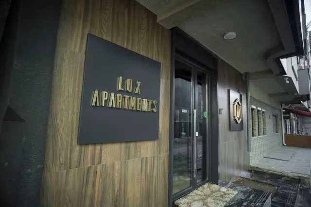 Lux Apartments