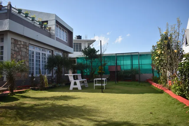 Fairlawns Guest House