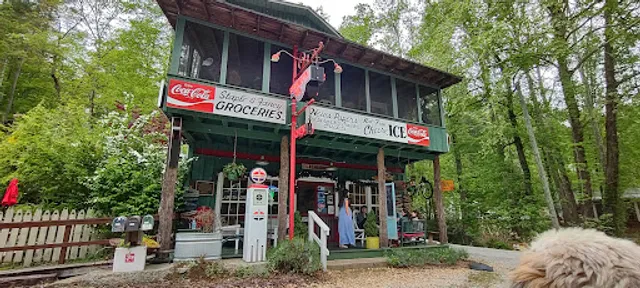 Annies At Alley's Market & Deli