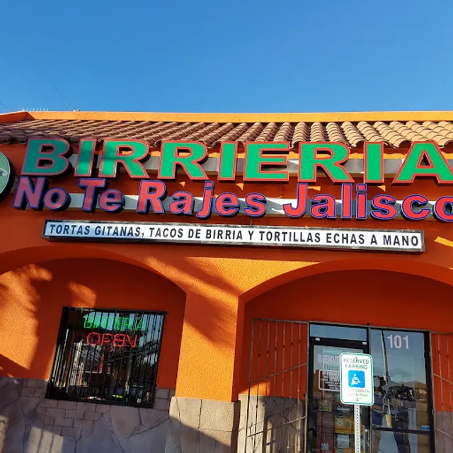 Birrieria No Te Rajes Jalisco