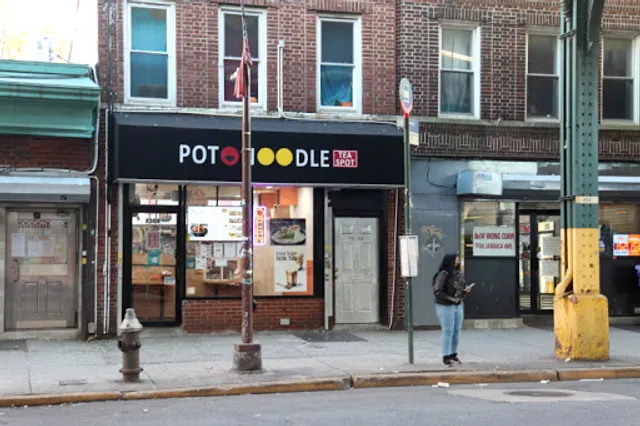 Pop Pot Noodle &Tea Spot