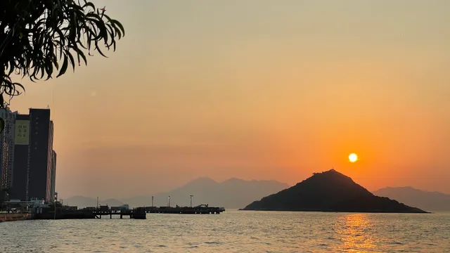 Kennedy Town Waterfront Sitting Out Area