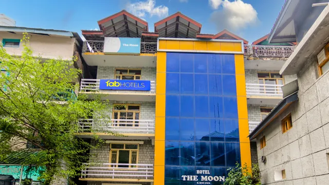 FabHotel The Moon - Hotel in Mall Road