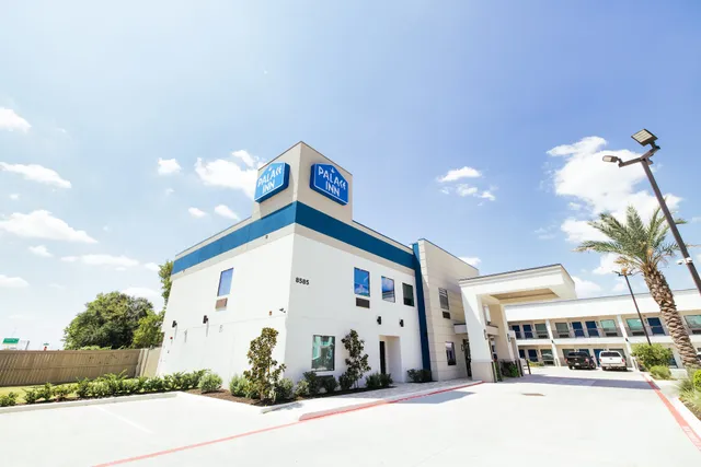 Palace Inn Blue Laura Koppe Rd