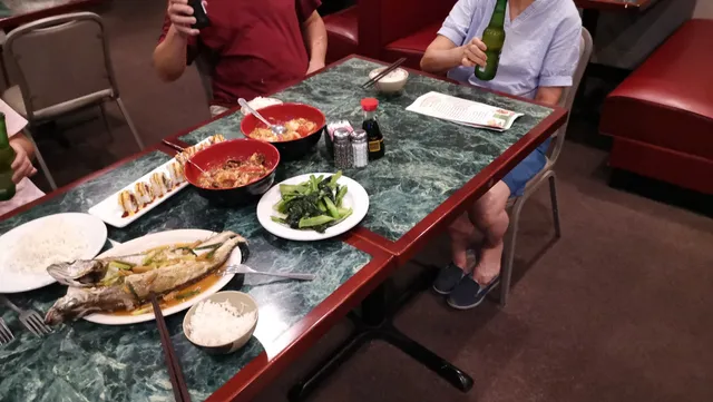 Happy Chinese Wok & Sushi