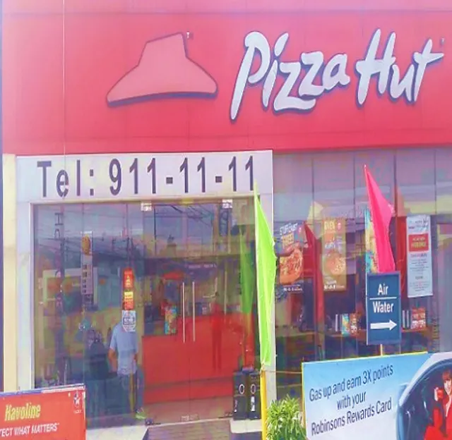 Pizza Hut Caltex San Pedro