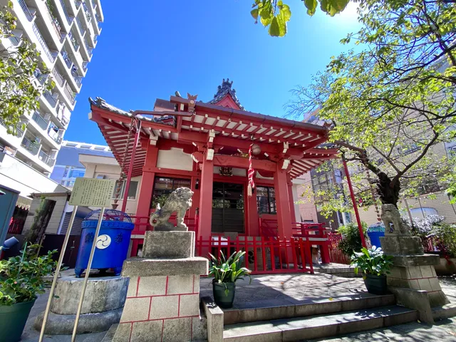 Nishiasakusahachiman Shrine