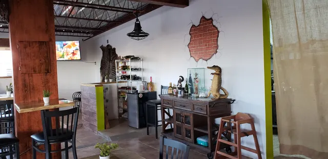 Morungo's Steakhouse and Cantina