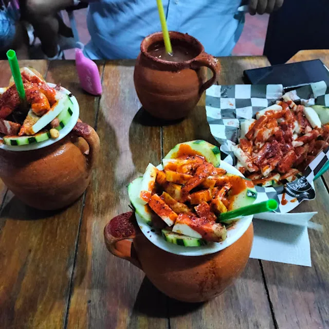 Los cantaritos de San Luis