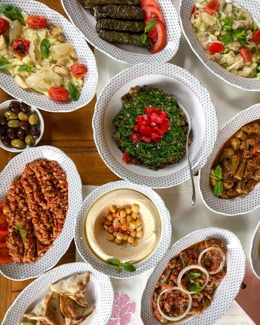 Leila Restaurant Zaitunay Bay مطعم ليلى