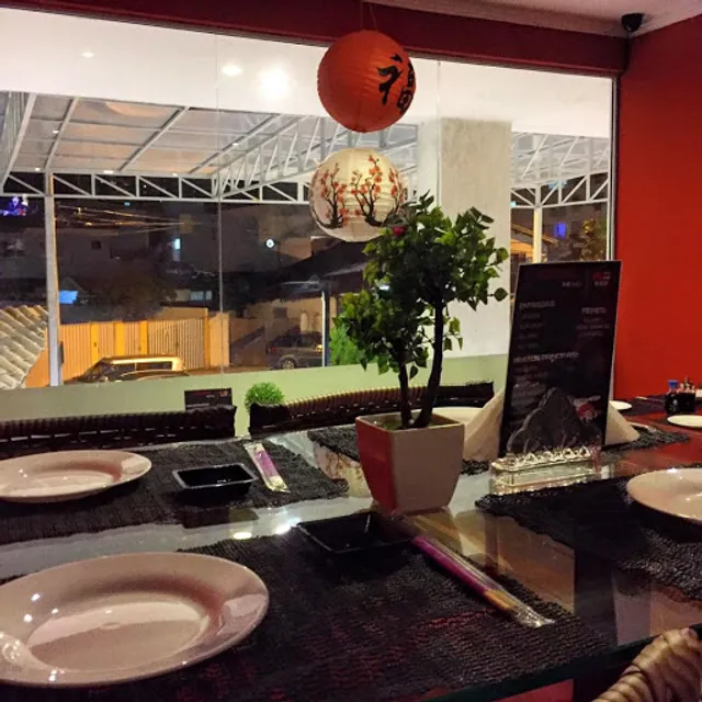 Kenpai Culinária Oriental