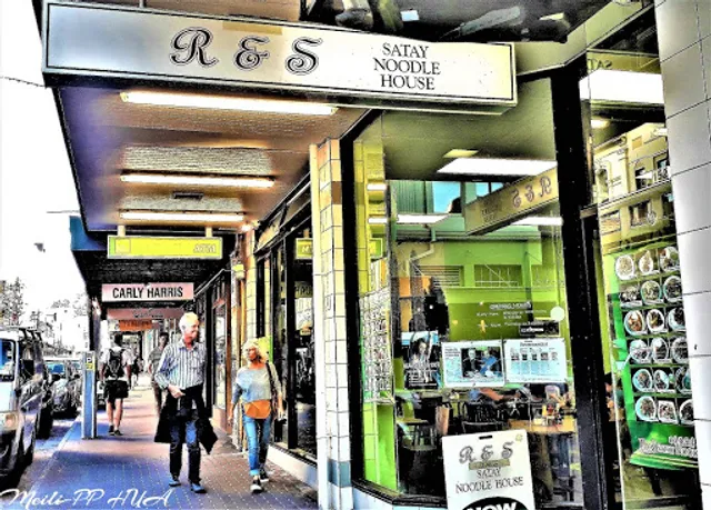 R and S Satay Noodle House