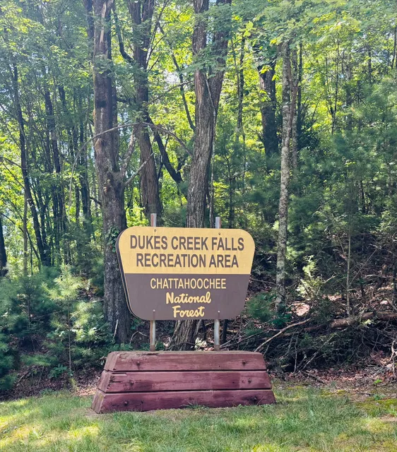 Dukes Creek Falls Trail