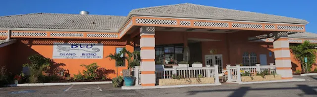 Blu' Island Bistro