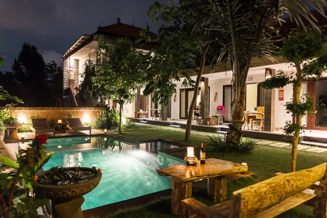 UMAH TIKARI GUEST HOUSE