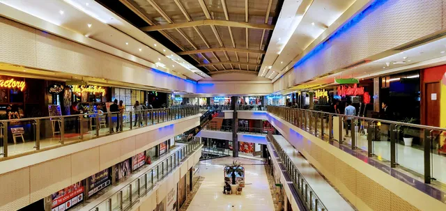 Gardens Galleria Mall