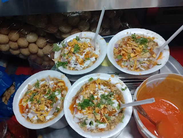 SRI BALAJI CHAT BHANDAR