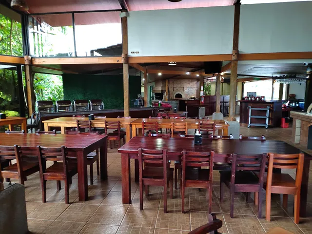 Que Rico Arenal Restaurante