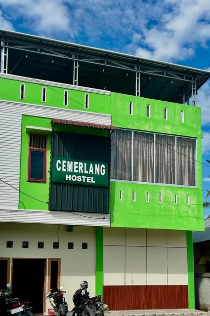 Cemerlang Hostel