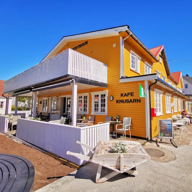 Henningsvær Guesthouse