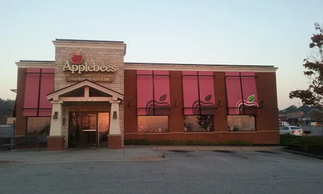 Applebee's Grill + Bar