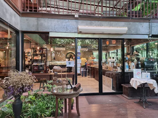 Tieng Na coffee and Bakery Farm