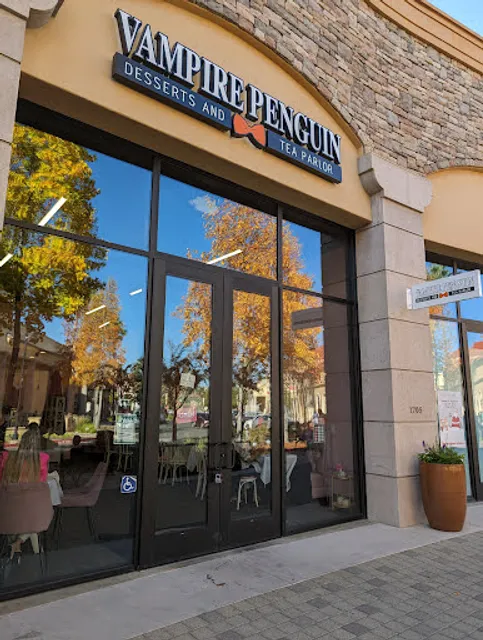 Vampire Penguin Folsom
