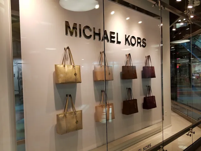 Michael Kors Outlet
