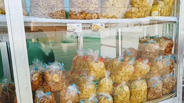 Lizzy's Kitchen plantain chips