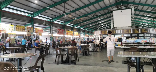 Pusat Makanan Looking Good Food Court