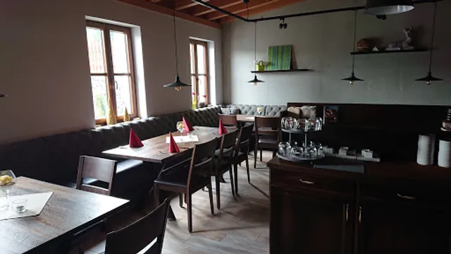 Schade's Schmankerl Stub'n Speisegasthaus