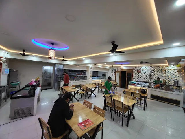 Shree Aahar - A Pure Veg Multicuisine Family Restaurant!