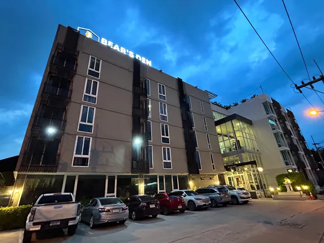 BEAR’S DEN PATTAYA | แบร์เดน พัทยา