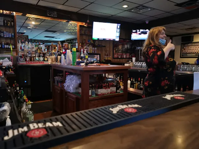 Tailgater's Sports Bar & Grill