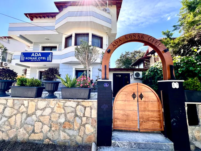 Ada Konak Urla Konaklama